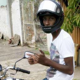 Gosto de ostentar e essa é minha vida .. ♫♪
Oqe vc quiser saber melhor de mim só pergunta http://t.co/bQqmmvYN4F :)