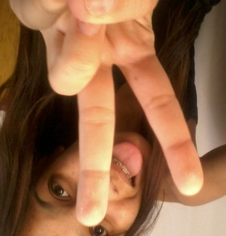 oonwt' é a tiia mais linda desse mundo , obrigado por todos momentos , por todos os sorrissos abraços fotos , eu tt.amo e não é pouco s2 @maa_gabriella aqui s2