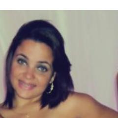 '  Eu sou assim, sou ímpar, única, do avesso, n me entendo, nem quero entender. Por isso não procuro as respostas em me, tlvez posso fcar decepcionada cmg msm.