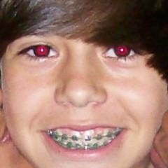 Dona: @_Uma_Belieber since:1/11/11, sou apaixonada pelo @PabloHns desde 27/10/11, menino que roubou meu coração no #NoCapricho. oficializado 3/ 11/11 ás 21:30