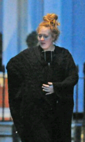 SherlockJane21's profile picture. |Music| |Sings and Writes Songs| |In Choir| |Proud To Be A Daydreamer & Directioner|