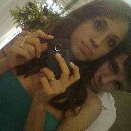 Aquariano, Apaixonado por Futebol, Musica, quem sou eu ? só depende de voce. '-' Segue ? - @TaiinaOliveira_ amovoce ♥ -  Namorando \o/
