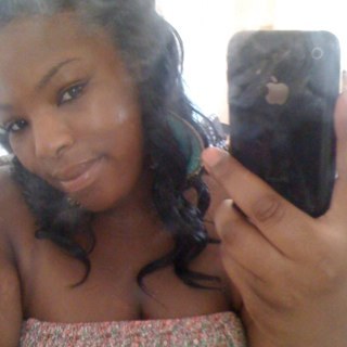 santia nylece taylor is the luv of my life xx