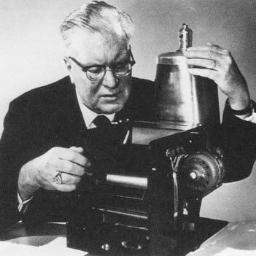 eldelascopias's profile picture. Información sobre tecnología, gestión de color, impresión fine-art, digitalización en alta calidad, gestión documental.