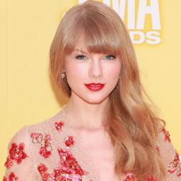 Swiftie from Southern Ontario, Canada! This is my backup account for my other one @SwiftiesCanada. :) Follow that one if you'd like! :) ♥ ALWAYS AND FOREVER!