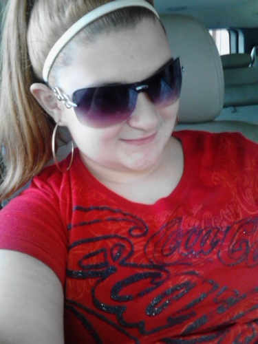 bbygirl6879's profile picture. 