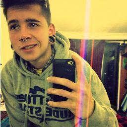 ¿so whɑt we get drunk?,¿so whɑt we smoke weeds? we're just hɑving fun:3