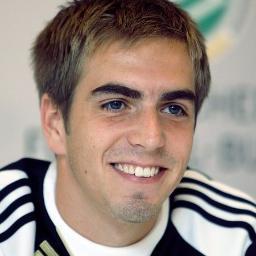 Soy Lahm, chiquitito pero bien sexy. VIVA EL BAYERN! Ask for follow back(: