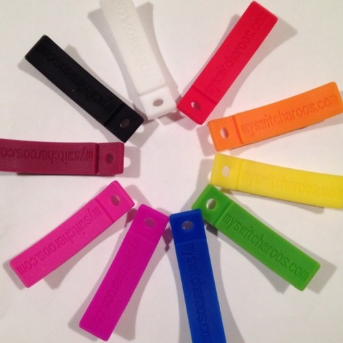 Connect the links to form a bracelet, and give back to charity while doing so. 10 Colors. 1 Cause. Beat Cancer. (WARNING: CHOKING HAZARD). DM for order details.