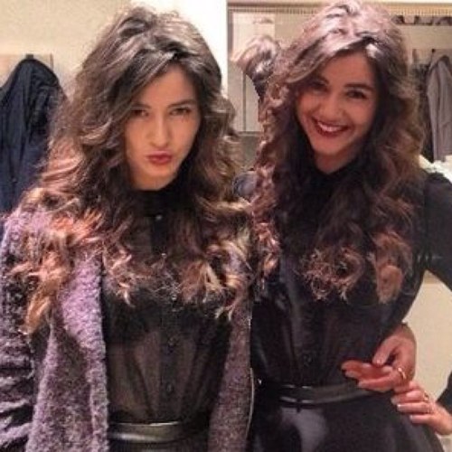 Twin. Ravenclaw. @harryisstyles is mine ❤