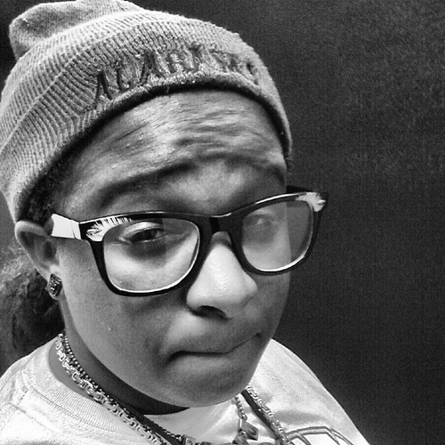 DA_KID_MOOKIE I CHILL I SOMKE AND IM COOL AF LAYED BACK FOLLOW ME I FOLLOW BACK.......!!!##OBEY LESBAIN