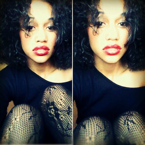 #team DGAF #tgp *im CUTE,RedBone,CurlyHeaded,Classy,Haters on StickyNotes(: LOl. *LOVER not a fighter.|IG XOXO_4mkayla|KIK: xo4mkay .. ;;FOLLOWBACK!