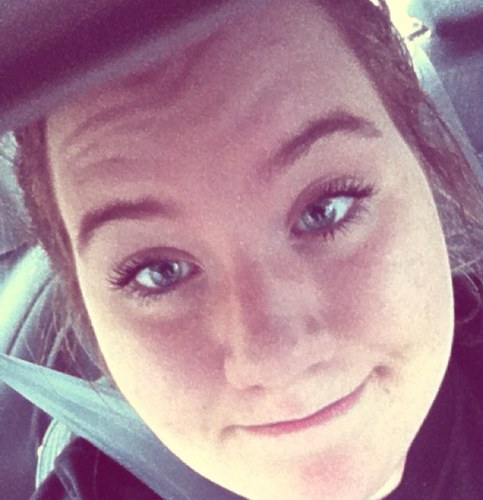 Hey, you. Yeah you . Follow me(:I'm in LOVE with Maroon 5. And my date of birth is 8/24 ♥.