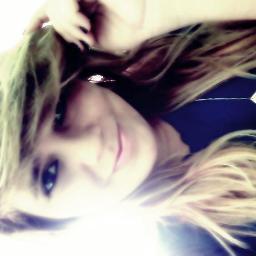 É eu tenho orgulho em dizer EU SOU UMA PRIMA   Olho grande aque cola não (:
Essa família e mtõ linda , e também mtõ cobiçada ♪
DEUS CUIDA DE NOS (yn'