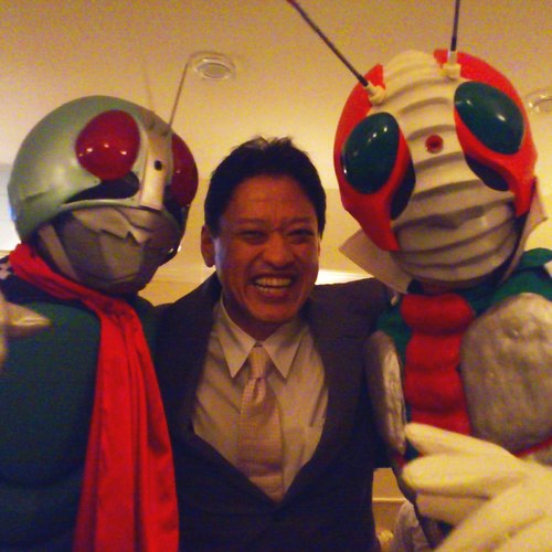 金平桂一郎です。 ボクシングだけでなく、色々な呟きをしますので、どんどんフォローをしてくださいませ。