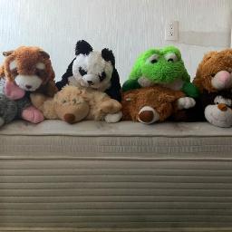 La mejor combinación que se puede dar entre la comodidad de un cojín y la ternura de un peluche.