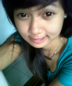 an ordinary girl .mention vo follback :)