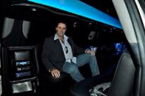 LonnieAverett's profile picture. I'm Lonnie,my goal and mission statment is Empowering poeple to live their Dream. Follow me if your ready to make money.