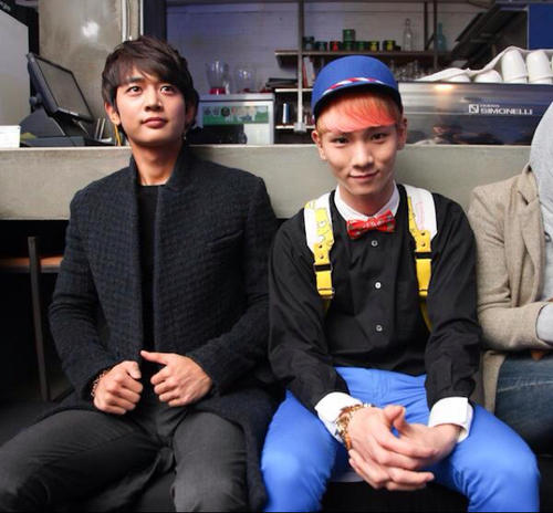 สวัสดีครับผมบอทคีย์ บอทคู่ของผม  :: @_91choiminho  พวกเรามาเป็นแพ็กเกท ฟอลมาสิฮะ เราจะทำให้คุณฟินจนถึงฟินแลนด์ ♥♡  w/@_91CHOIMINHO