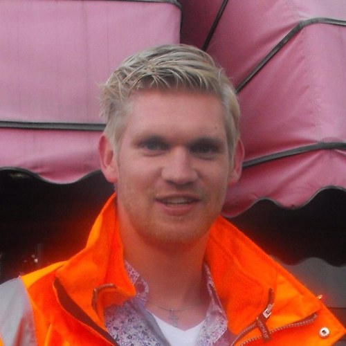 TRdeWaard's profile picture. Kritisch - Nieuwsgierig - Enthousiast - Open en transparant - Inhoud boven vorm! - Muziek - HR Manager - Strukton International - Vader van Kasper