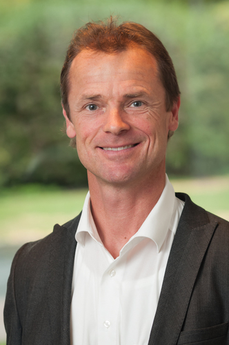 Dad, Husband, Paraglider, Kitesurfer and Philanthropist
Executive @GeneralElectric