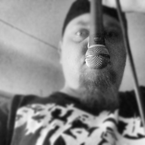 Vocalist, Muskegon Rep for Moshpitnation [MUX, Ske-town]
FB page http://t.co/ca6uuXZJ
Also find me on Instagram InstaAddrk