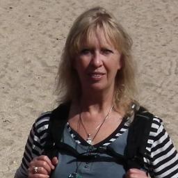 DanaFriis1's profile picture. Author,ghostwriter, student/teacher of ACIM,  Love writing books and uncovering an ever-increasing sense of peace - the two often go together :-)