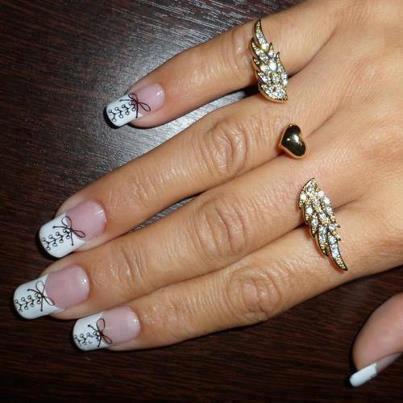 lindalva95's profile picture. 