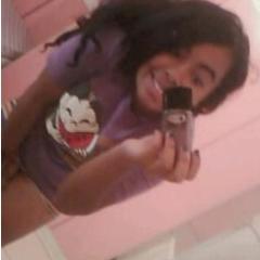 sou Louca esfomeada ,evito de usar colher , me olho no espelho toda hora !     quando vejo um pombo eu grito keviiiinn! fazer o que sou #directioner