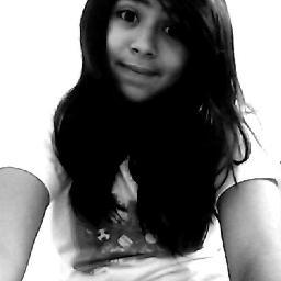 12 anos | ciumentα | baixa | Familia | Deus | Demi | 1D | Nick Minaj | Kelove  | pergunta? http://t.co/5IYxWDgW