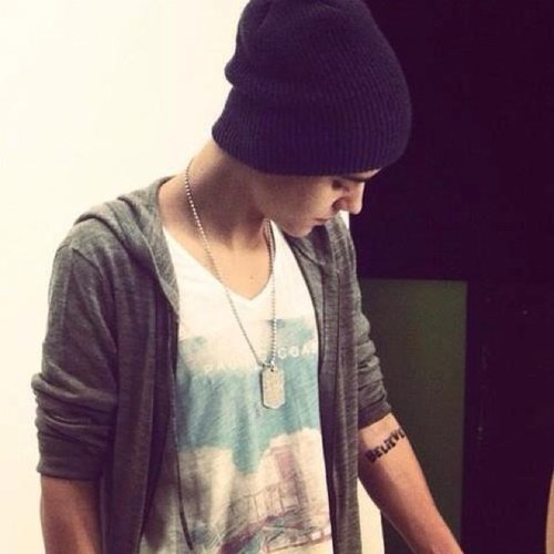 Fighting cancer. Its hard but @justinbieber is my idol. Hes my everything. Ill get through.