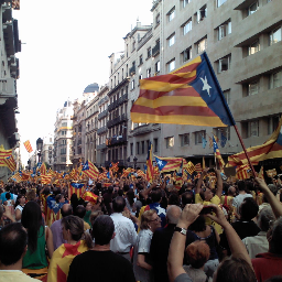 Independentista, crec que un dia arribarà la República catalana. Posant cada dia un granet de sorra cap a la llibertat. Apuntat al Consell per la República.