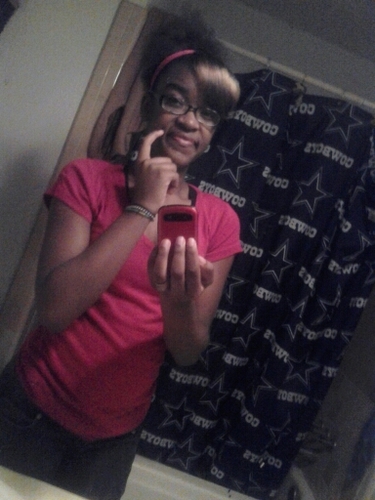 Name is anqel lanae hmm imm 2deep hmm if u qot a problem keep it to yourself cause I can careless but anyway have a qood dae all smiles:)