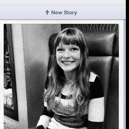 JessRainbow17's profile picture. 