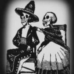 Orgullosa madre mexicana que está lejos de su país.. 
Aquí escribo y me entero de lo que pasa aquí en EUA, en México y en la frontera.