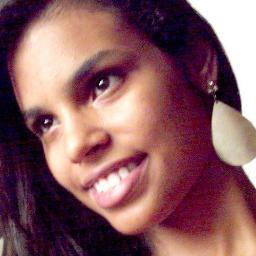 arianap06's profile picture. Futura Jornalista diplomada. Da terra do Papão da Curuzu. Apaixonada por futebol e viciada em chocolate !