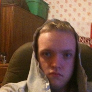 Hey my name is jake benjamin pullen i like football and my team is Liverpool fc and i love Kierie on June-20-13 i like going out with my mate Liam and ashley