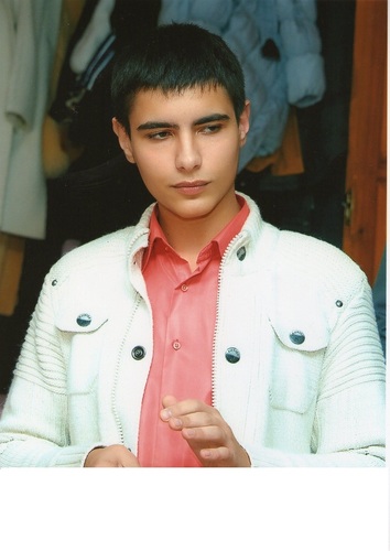 Logitec_h's profile picture. 