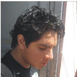 Joven un poco loco pero buena onda. Relax full, no tomes todo a pecho. Disfruta el día a día 😉🇵🇪