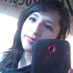 Hola! soy Anahi amo a @mcaeseoficial  soy #Aesemaniatica♥!  mi amor  #Rayados *_*! mi Facebook http://t.co/2OBOIUeq ah y otro de mis idolos JB ♥!