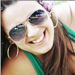 {...}Eu sei que todos os dias quando eu acordo Deus dá um sorriso e me diz: Estou te dando a chance de tentar de novo....