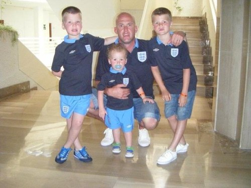 clappy8327's profile picture. 