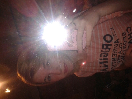 varitelfer's profile picture. follow me and i'll follow back!...erin3!xo