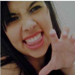Meu jeito, meu mundo, minhas histórias, meus sonhos, meus dramas, meus amores, minhas burradas, enfim, minha vida.
camila dantas.