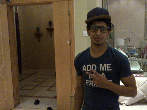 Kik: m.almatrooshi
