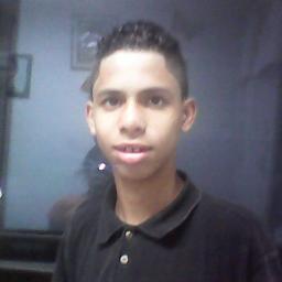 Enquanto Vooc Me Oferece A Tristeza;
Em Troca Eu Te Ofereço O Meu Amoor *