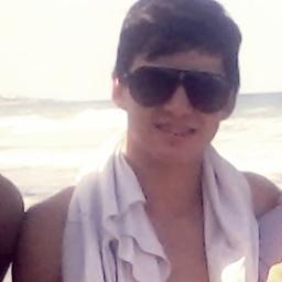 Amigo, Cincero, Ousado, gosto de futebol, .

FéeInDeeus    F O R E V E R #