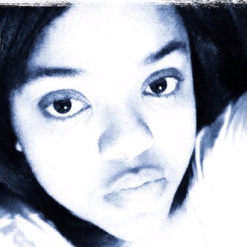 LaVe_26's profile picture. 