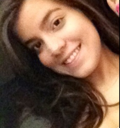 Sou como você me vê.
Posso ser leve como uma brisa ou forte como uma ventania,
Depende de quando e como você me vê passar.
-Clarice Lispector-