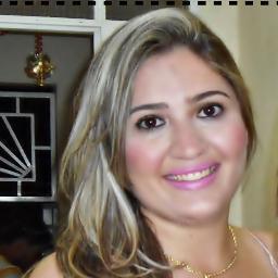 sou feliz,e cheia de sonhos a realizar!!!professora com orgulho!!Apaixonada pela miha filha